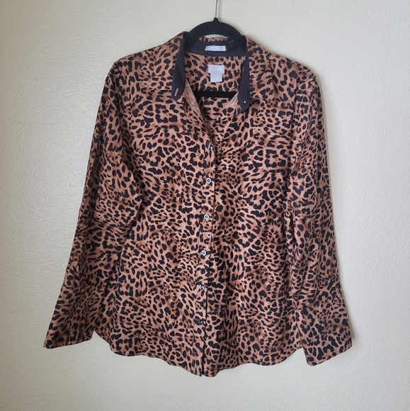 Chico's No Iron Chic Stretch Leopard Print Button Down Shirt Size 2.4 or 14 - Picture 2 of 7
